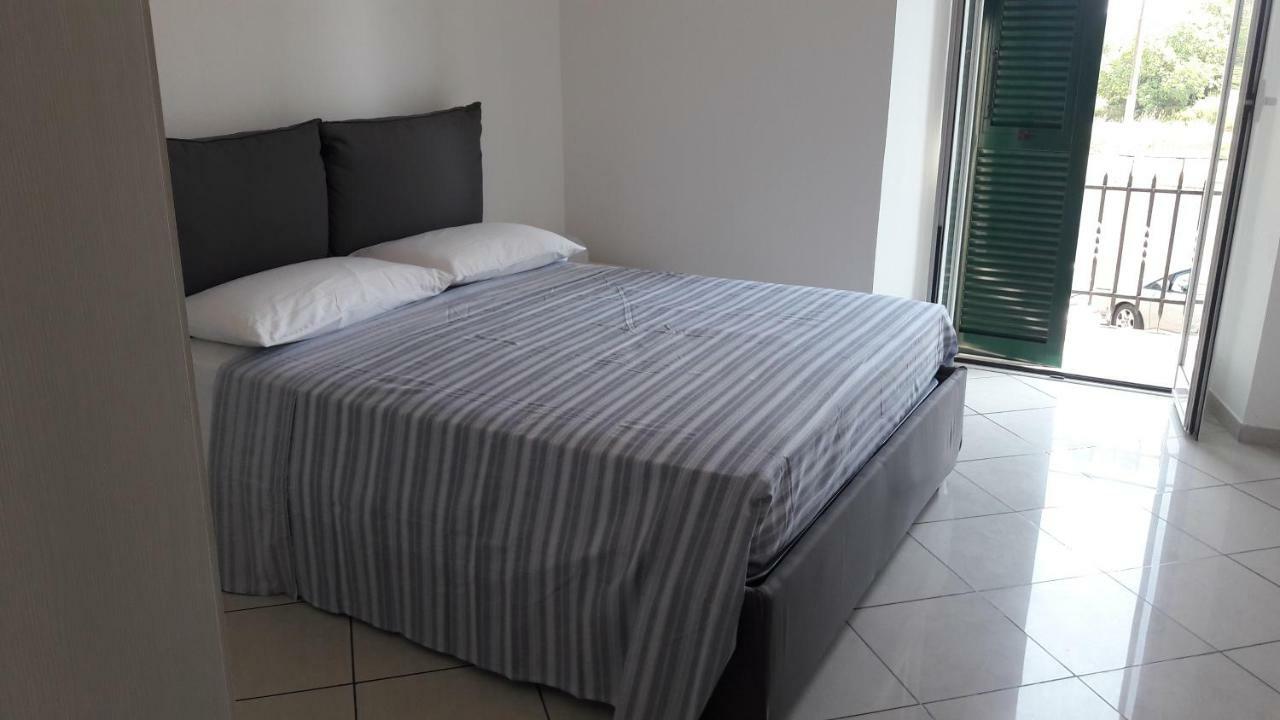 Residenza Leonarda Apartman Vado Ligure Kültér fotó