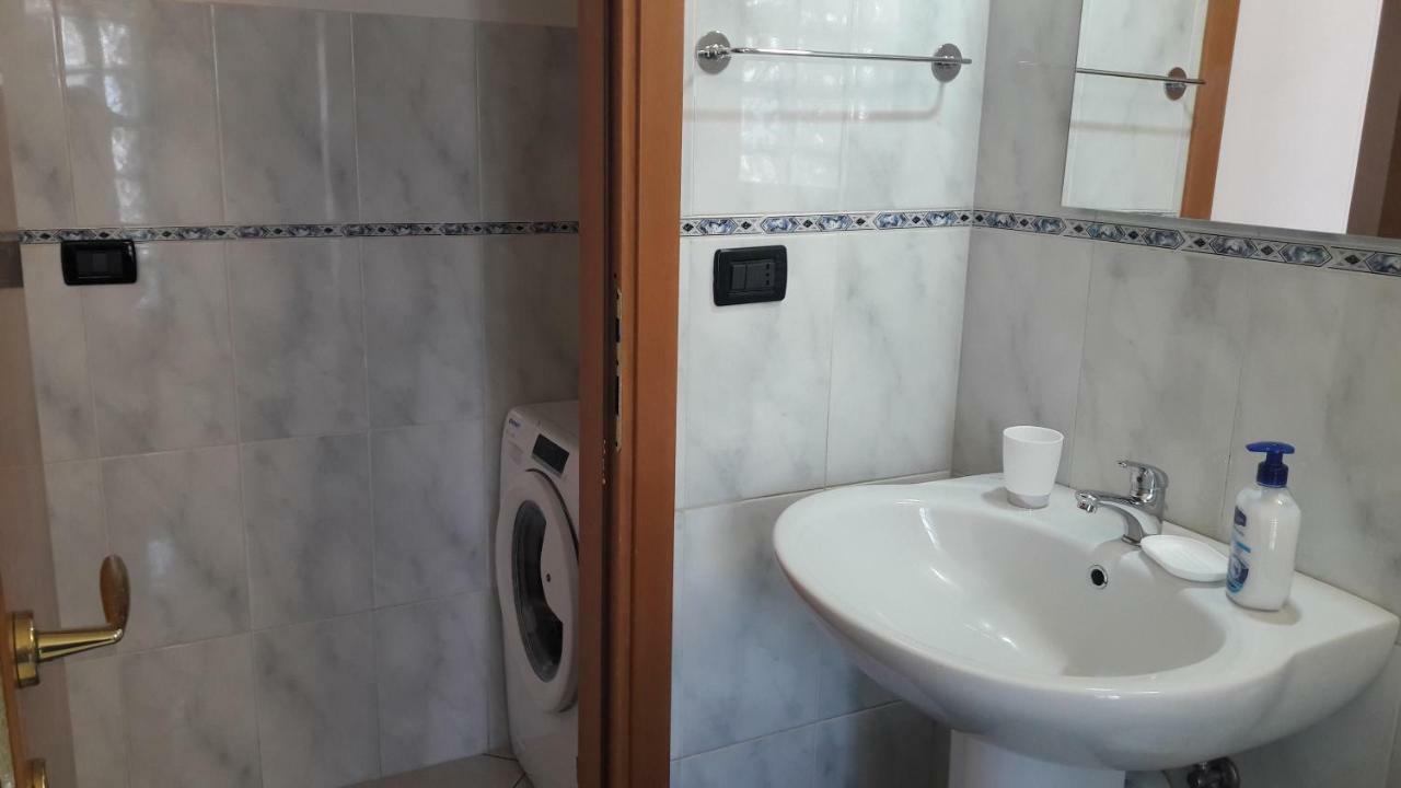 Residenza Leonarda Apartman Vado Ligure Kültér fotó