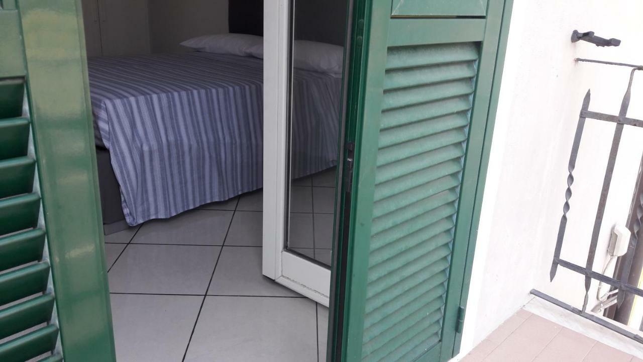 Residenza Leonarda Apartman Vado Ligure Kültér fotó